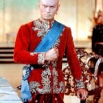 Юл Бринер в мюзикле "Король и Я", принесшем ему в дальнейшем премию "Оскар".