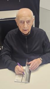 Памятный момент: автограф от Александра Городницкого